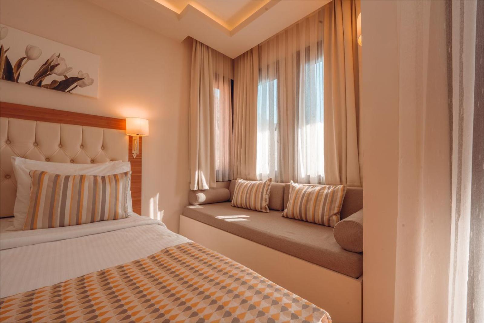 Sundia By Liberty Suncity Oludeniz Exterior photo