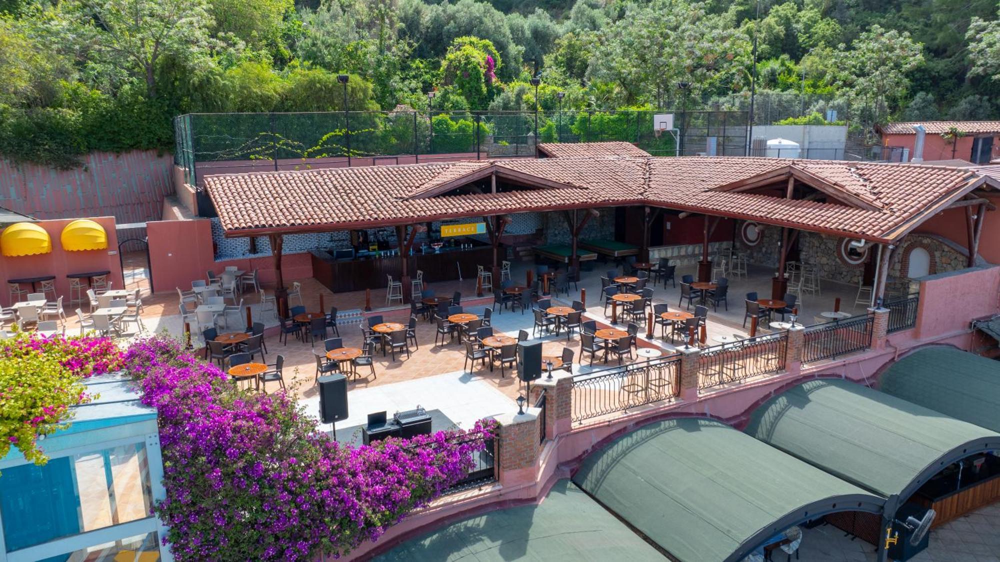 Sundia By Liberty Suncity Oludeniz Exterior photo